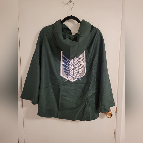 AOT Jacket and Cloak - Picture 3 of 3